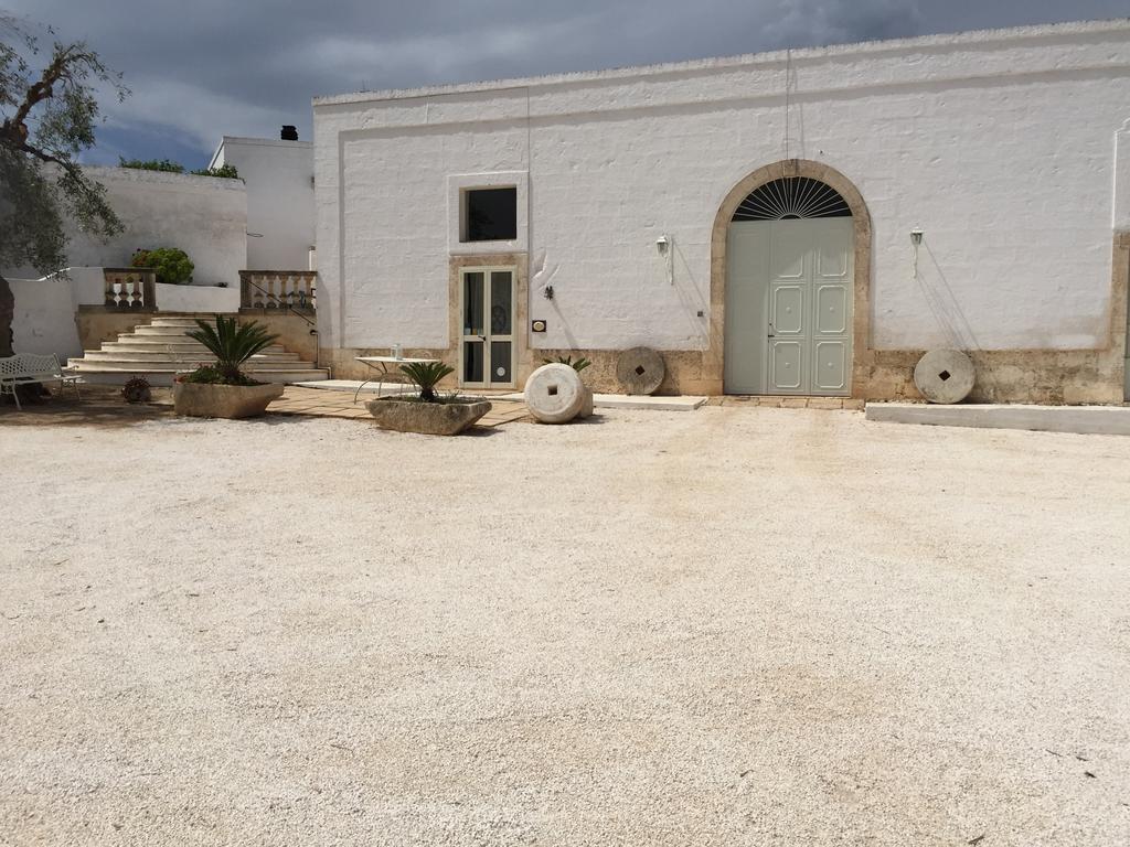 Masseria Rienzo Ostuni Εξωτερικό φωτογραφία